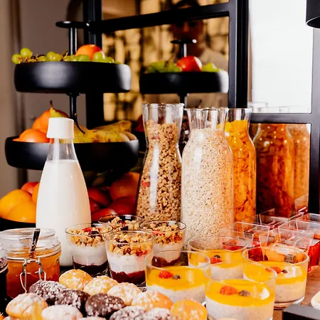 Ascot Premium Hotel 4*