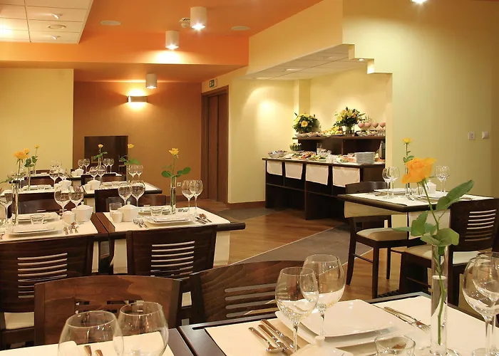 Ascot Premium Hotell 4*