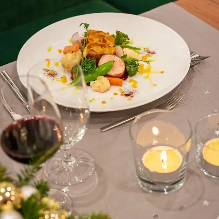 호텔 Ascot Premium 4*