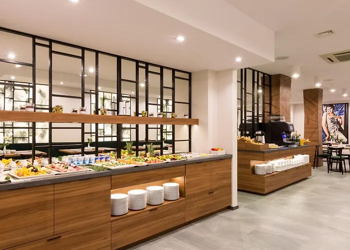 Ascot Premium Hotel 4*