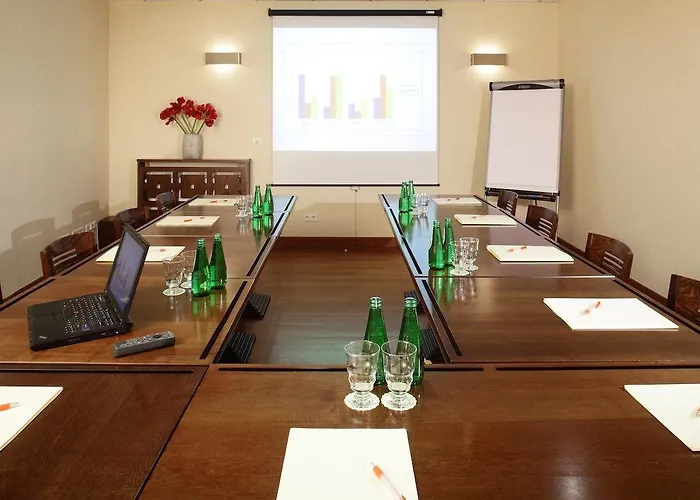 Ascot Premium 4* Krasków